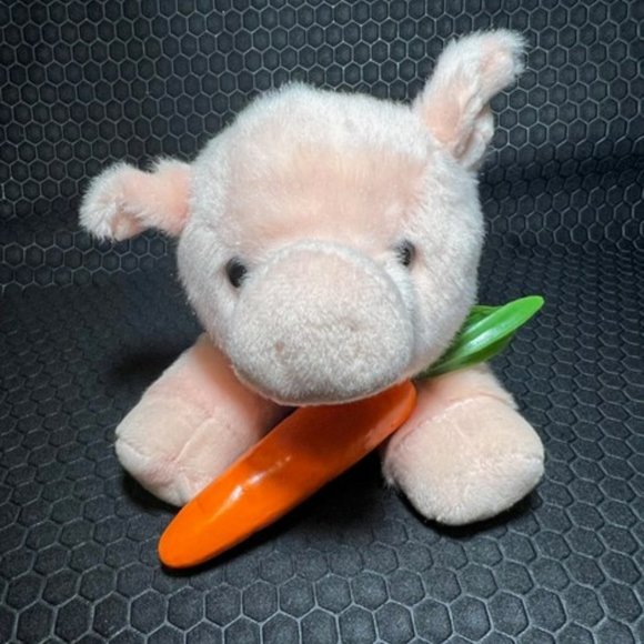 Penelope The Pink Stuffed Pig - Picture 1 of 1